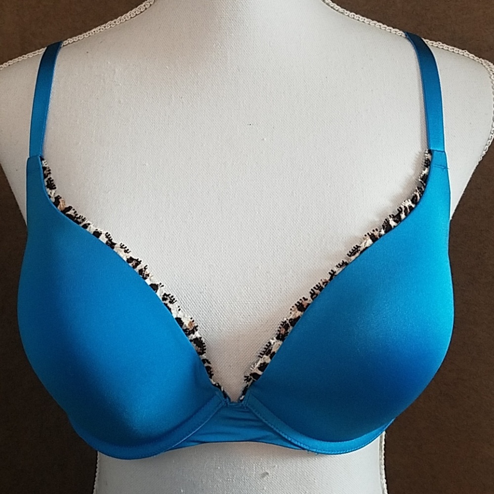 Women's bright blue bra 38D